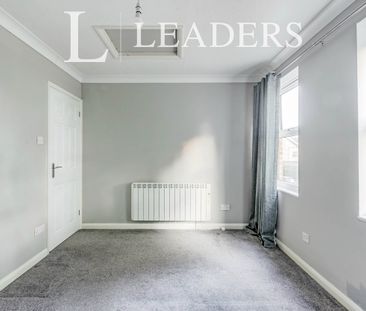 1 bedroom maisonette to rent Richborough Court, Crawley - Photo 1