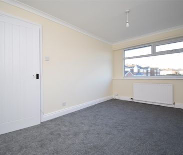 The Sycamores, Horbury, Wakefield - Photo 5