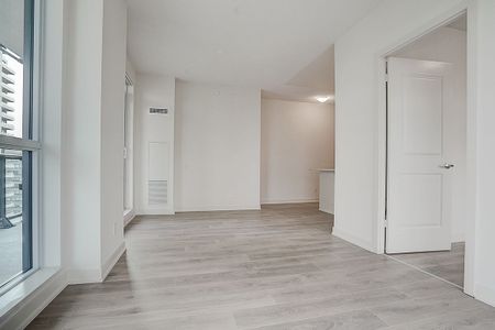 For Lease - 4955 Yonge Street Unit# 2019, Toronto, Ontario - Photo 4
