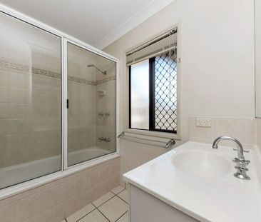 Modern convenient location in quiet cul-de-sac - Photo 5