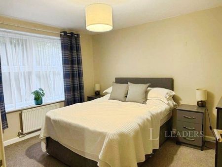 2 bedroom flat to rent - Photo 3