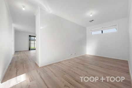 Low maintenance, Brand new home in Munno Para West - Photo 4