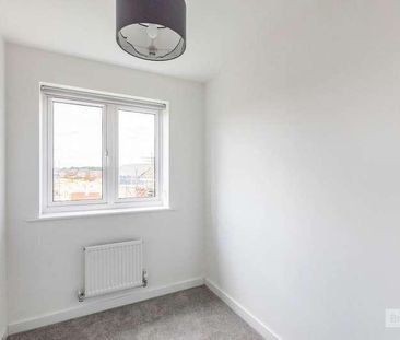 Airfield Way, Weldon Park, Corby, Northants, NN17 - Photo 2