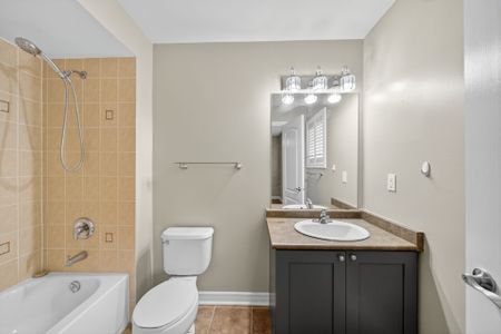 For Lease - 70 Diana Way, Barrie, Ontario - Photo 4