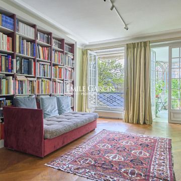 Appartement • Invalides - Photo 1