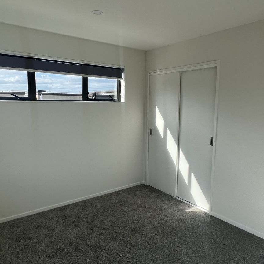 5/39 Renata Cres, Te Atatu Peninsula - Photo 1