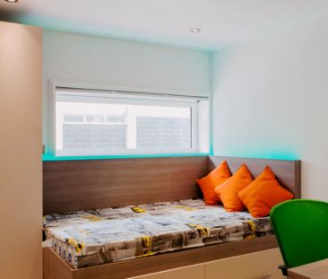 Flat 9 (Flat 3 Floor 3) - 4 Bedrooms - Photo 5