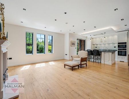 3 Bedroom Apartment To Let - Photo 2