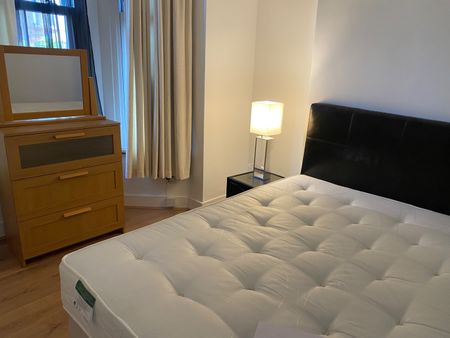 4 Bed Terraced House, Gladstone Avenue, N22 - Photo 5