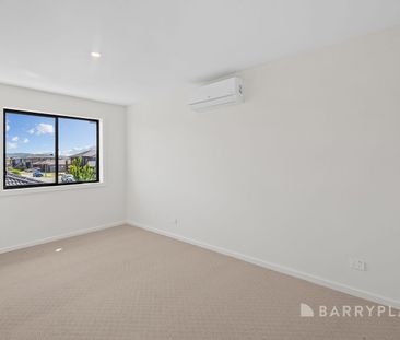 Brand New, Low-Maintenance Living in a Prime Location - Photo 3