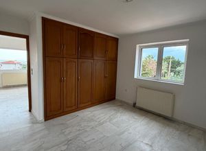 Διαμέρισμα για ενοικίαση - Καλύβια Θορικού, - Φωτογραφία 2