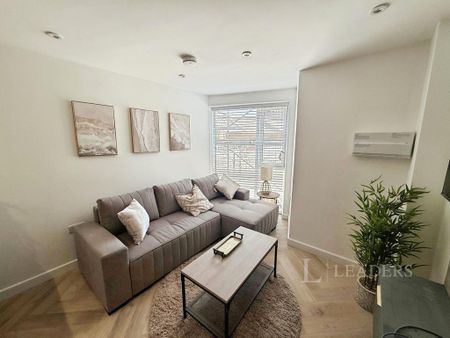 Studio to rent - Photo 5