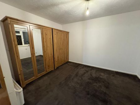 1 bedroom semi-detached house to rent - Photo 2