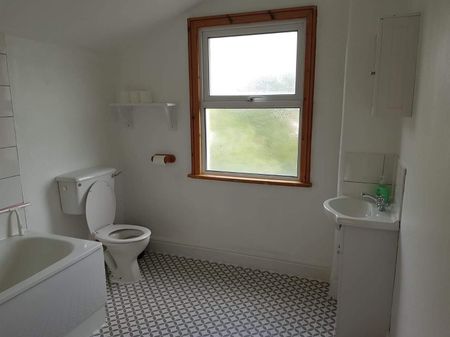 Ellicott Road, Bristol - Photo 5