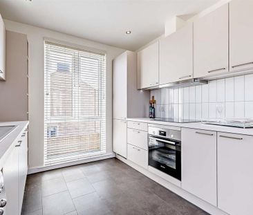 4 bedroom townhouse to rent - Photo 4