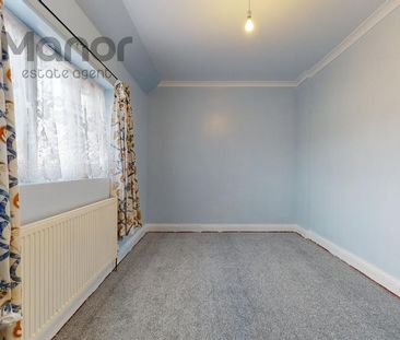 3 bedroom end of terrace house to rent - Photo 6