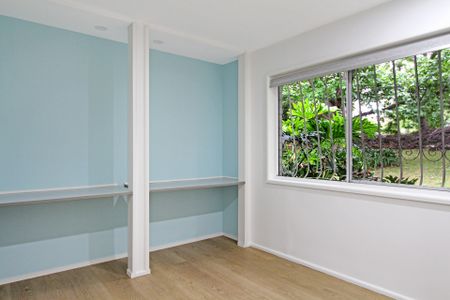 Spacious Three bedroom plus study family home - Photo 3