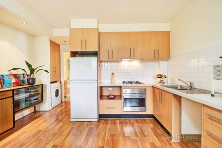 3/233 Cotham Road, Kew - Photo 3