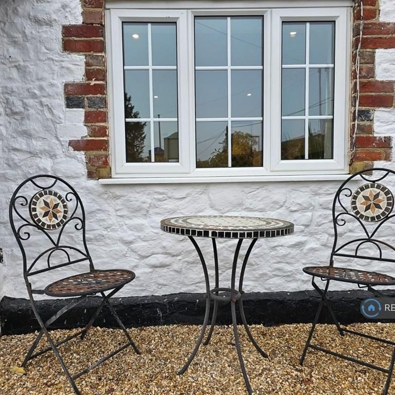 2 bedroom semi-detached house to rent - Photo 1