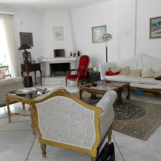 Μεζονέτα για ενοικίαση Πολιτεία (Κηφισιά) - Photo 1