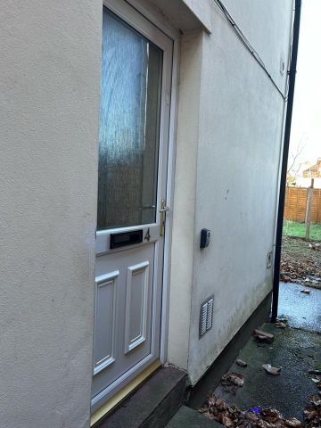 Room in a Shared House, Staple Hill Road, BS16 - Photo 4