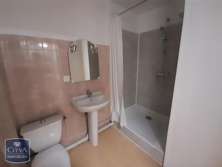 Location Appartement 2 pièces 43m² CHATEAUROUX 36000 - Photo 4