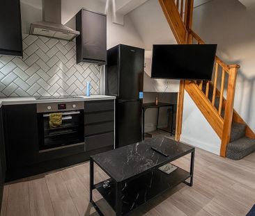 1 bedroom duplex to rent - Photo 3