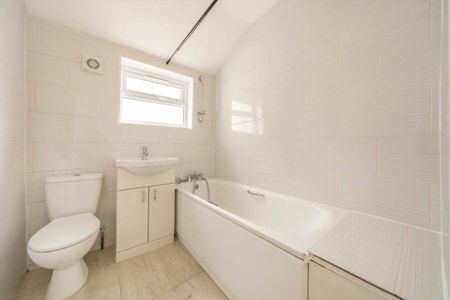 Durham Road, Canary Wharf, E16 - Photo 5