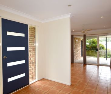 BREAK LEASE :: FULLY AIR CONDITIONED FAMILY HOME IN POPULAR CLINTON - Photo 3