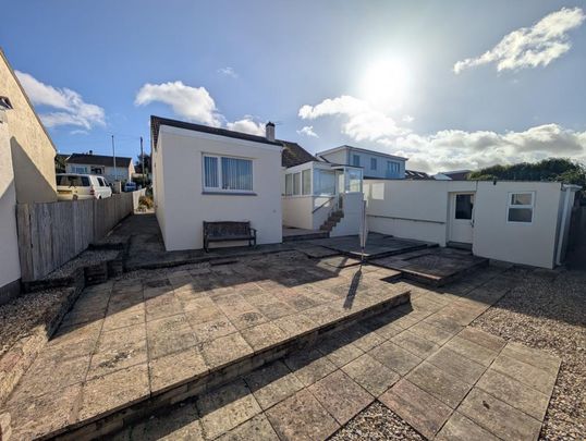 2 bedroom detached bungalow to rent - Photo 1