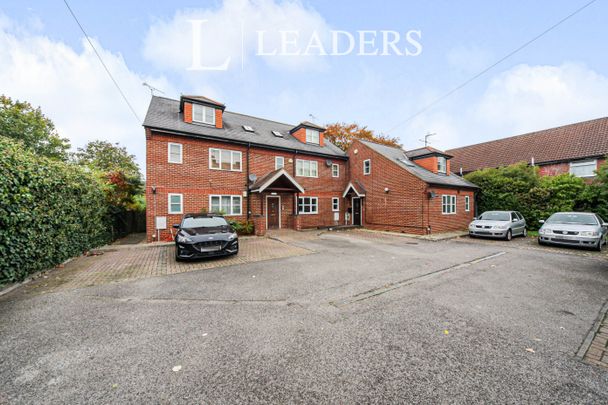 2 bedroom flat to rent Henry Court West Street - LU6 1HG - Photo 1
