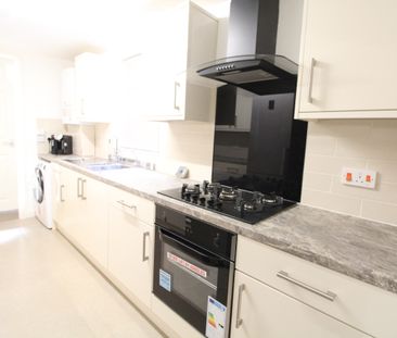 1 bedroom room to rent Room in shared House - Malvern Road - LU1 1LQ - Photo 3