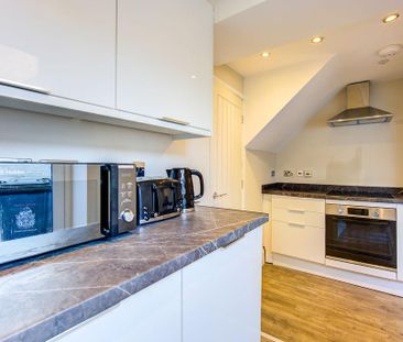 1 bedroom in a house share to rent - Photo 6