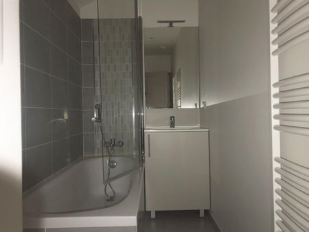 location Appartement T3 DE 57.13m² À BESANCON - Photo 2