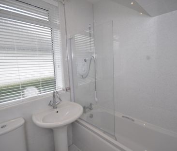 Hillend Road - Photo 2