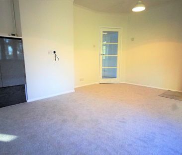 3 bedroom property to rent - Photo 4