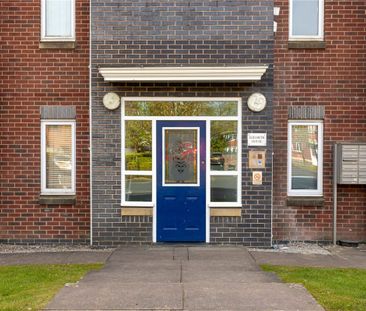 Scholars Court, Stoke-on-Trent, Staffordshire, ST4 - Photo 5