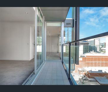 Location Location Location! - Photo 5