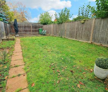 3 bedroom terraced house to rent - Photo 1