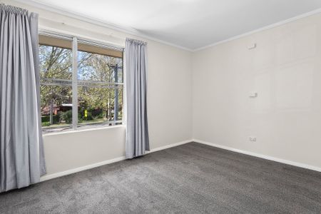 4/20 Blamey Crescent, - Photo 5