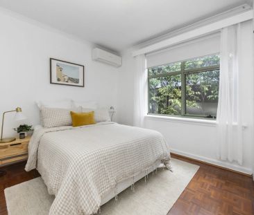 Lifestyle and Location in Perfect Sync! - Photo 3