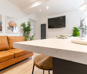 Battery Hill #10 - Photo 2