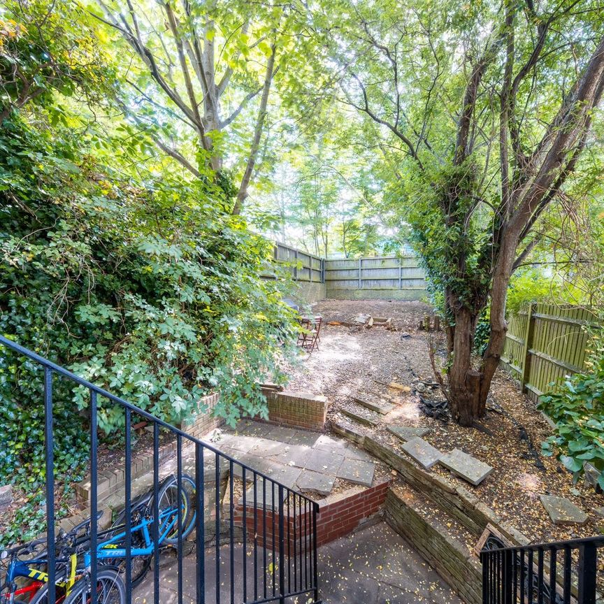 Fortess Road, London - Photo 1