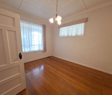 4 bedroom on Onewa - Photo 2