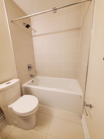 For Lease - 9075 Jane Street Unit# 606, Vaughan, Ontario - Photo 2