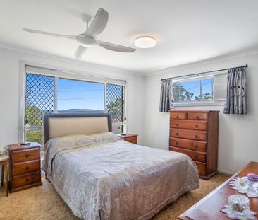 COMFORTABLE 3 BEDROOM HOME IN SOUGHT AFTER GOONELLABAH - Photo 6