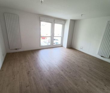 NOUVEAUTE-A LOUER A BRUZ- PLEIN CENTRE-VILLE-RESIDENCE VENDOME: bel... - Photo 2