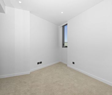 Brand New Unrivaled Luxury Apartment at The Rothschild - Rosebery - Photo 3