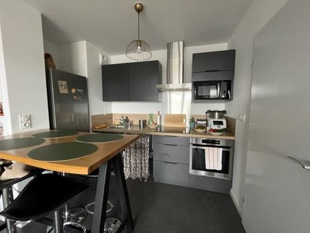 Location Appartement 3 pièces 60m² - Photo 4