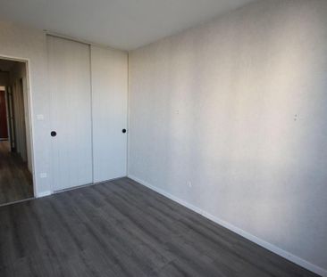 Quartier Plateau St Jean, au 5éme étage avec ascenseur, appartement... - Photo 1